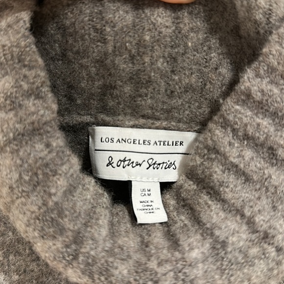 & Other Stories oversized jumper/sweater size M - Picture 2 of 5